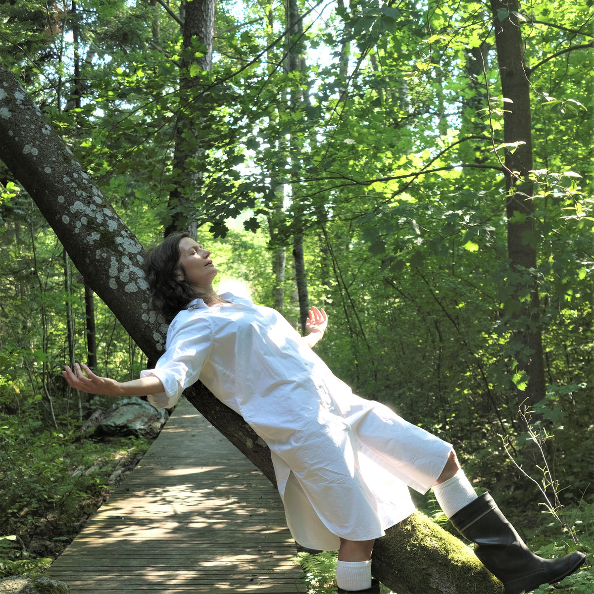 Forest Bathing Benefits  How Shinrin-Yoku Can Sooth Your Body & Mind