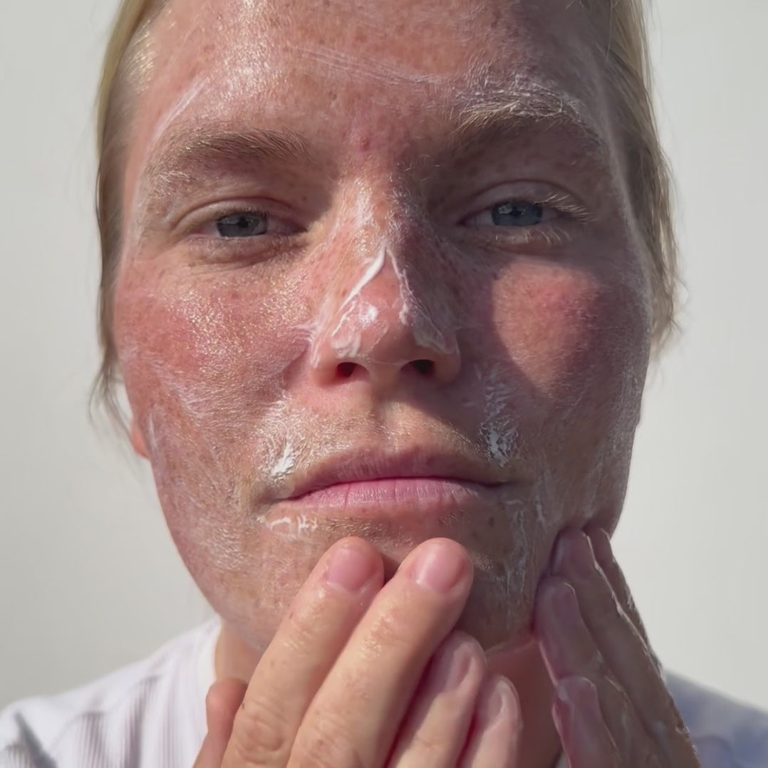 Nordic Dream Rejuvenating Cleanser